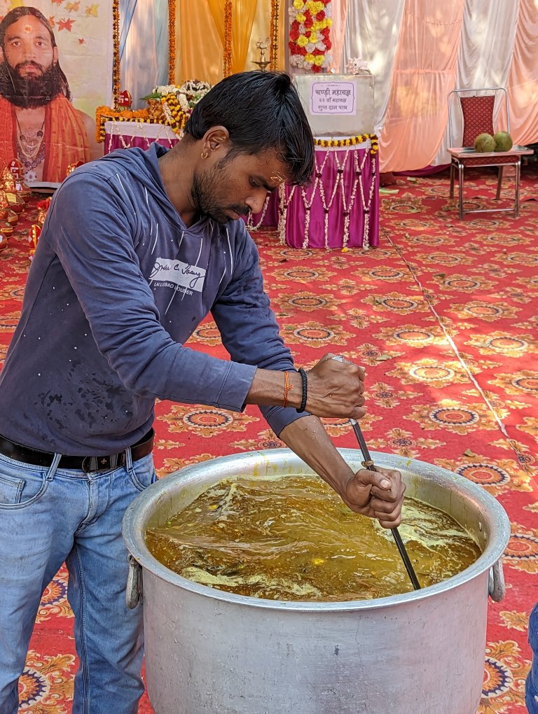 Soup for the poor at Banaras Hindu University