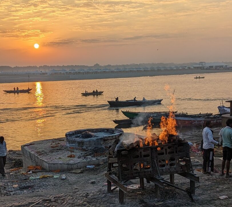 Varanasi - burning bodies, cremation on the ganges