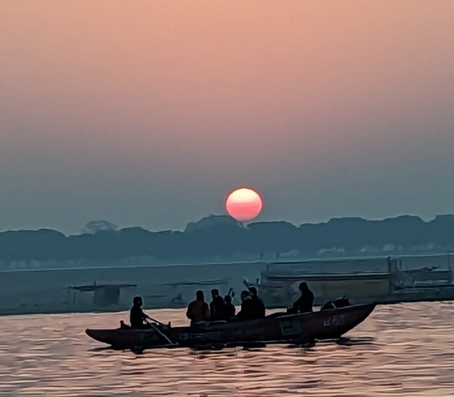 Sunrise boat  - Ganges Boat Ride